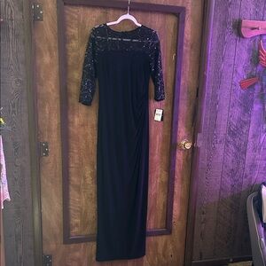 Chic Black Sequin Long Sleeve Dress